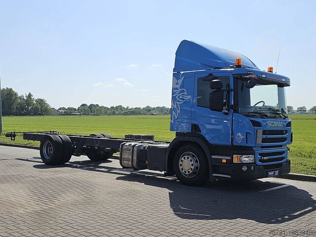 Chassi med hytt SCANIA P250 310TKM AIRCO WB560
