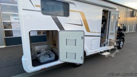 Xe căm trai bán tích hợp Eura Mobil Profila T 696 EB