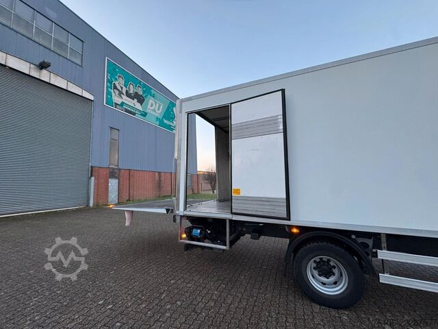 冷蔵トラック DAF LF 16.260 Tiefkühlkoffer mit Ladebordwand