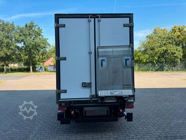 Refrigerator body van IVECO Daily 35S16 Tiefkühlkoffer mit Ladebordwand