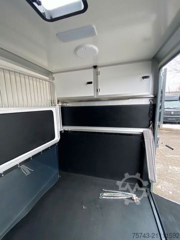 Prevoznik živine RENAULT Master STX  170 PS  Haras NEW MODELL 2025