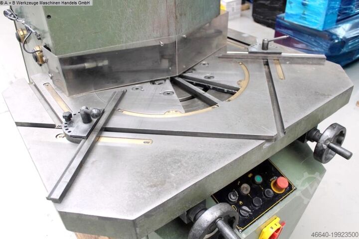Máquina de entalhar INDUMASCH 200 H