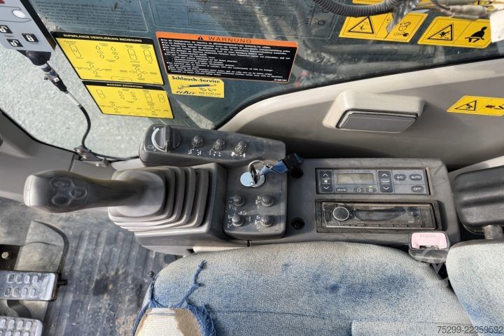 غلتک جاده Hitachi ZX350-3LCK UHD / Swiss-Vehicle