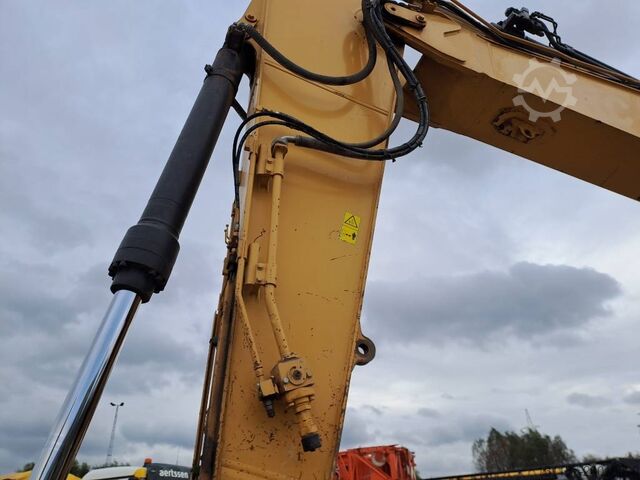 Crawler excavator Caterpillar 328 D LCR