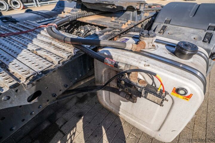 Standard SZM MAN TGX 18.470 XLX BLS+KIPHYDR.