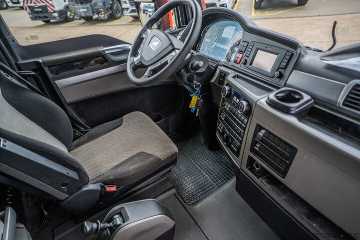 Standard SZM MAN TGX 18.470 XLX BLS+KIPHYDR.