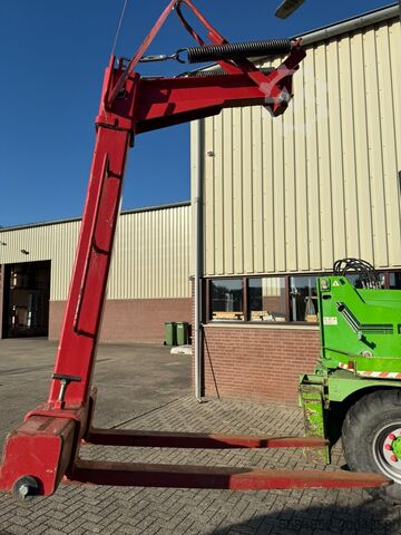 Máy xúc telescop Merlo Rot 30.13 XS