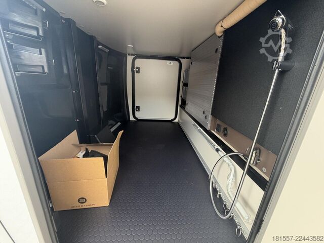 Полуинтегриран кемпер BÜRSTNER Signature SFT 7.5  180 PS,  AHK, sofort Verfügba
