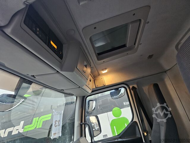 Kassabíll Volvo FL 240 4x2 16tons Seitentüren Koff