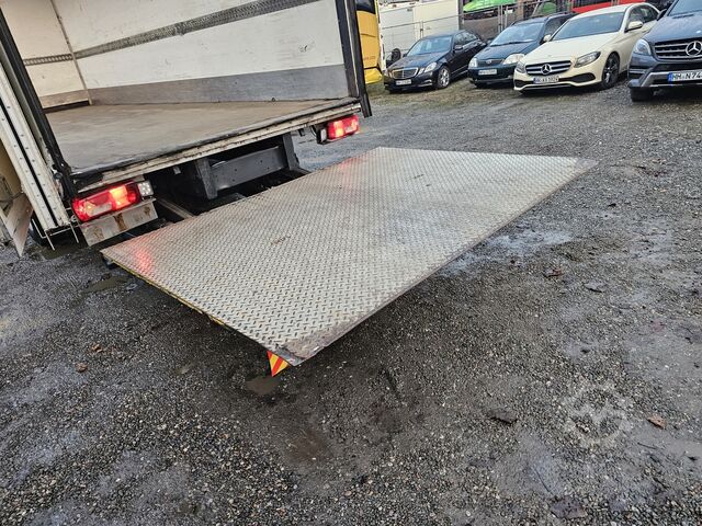 Kassabíll Volvo FL 240 4x2 16tons Seitentüren Koff