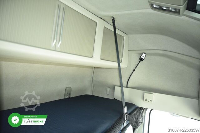 Standartinis vilkikas VOLVO FH 460 Globetrotter XL i-Save