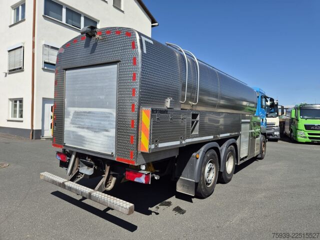 Tankbíll MAN TGS 26.440 (6x2)  ISOLIERT - 4 Kammern