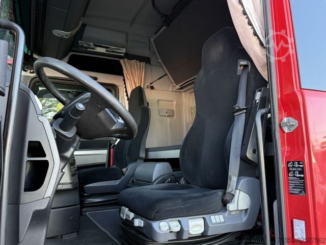 Kamion s ravnom platformom i ceradom MAN TGX 26.480 XXL Euro6Retarder 7,28m Festaufbau!