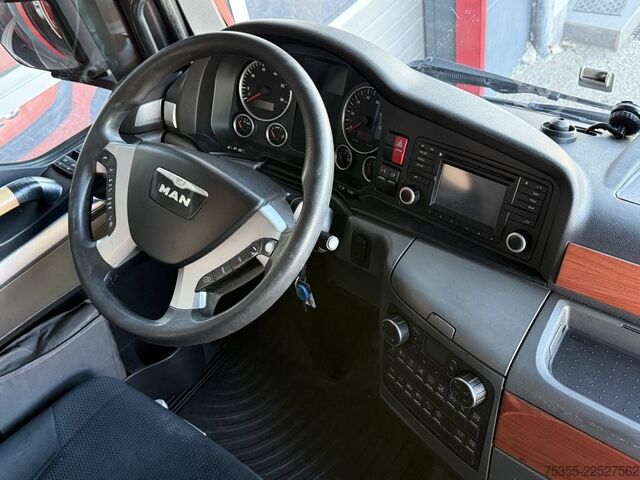 Kamion s ravnom platformom i ceradom MAN TGX 26.480 XXL Euro6Retarder 7,28m Festaufbau!