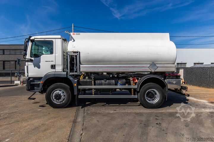 Camion-citerne MAN TGM 18.340 4X4 + CM 12.000L+4COMP.