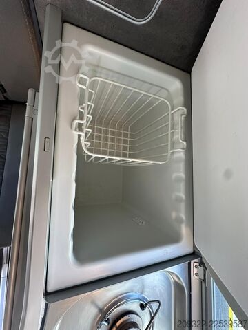 房车 2022 Volkswagen California Coast | Cambio automatico | Tetto a soffietto
