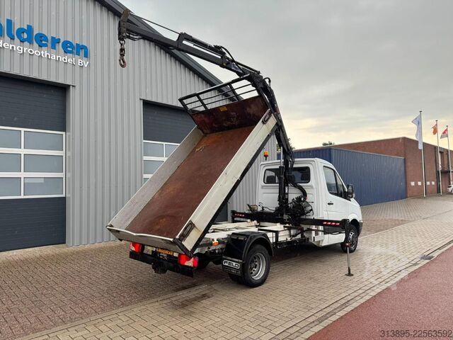 Kamion Mercedes-Benz 513 CDI, Crane Hiab 022-2 kipper
