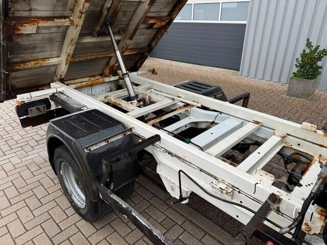 Kamion Mercedes-Benz 513 CDI, Crane Hiab 022-2 kipper