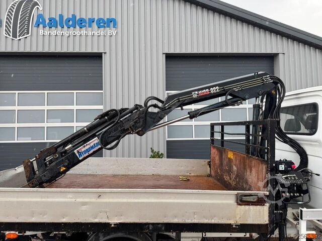 Kamion Mercedes-Benz 513 CDI, Crane Hiab 022-2 kipper