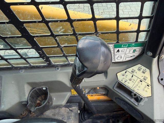 Челен товарач BOBCAT S450 / 2016 BJ / 1.315 H