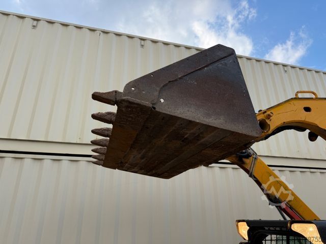 Челен товарач BOBCAT S450 / 2016 BJ / 1.315 H