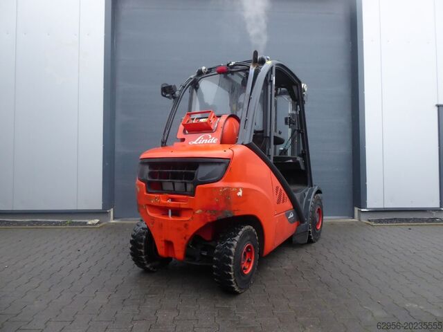 Chariot élévateur GPL Linde H35T-02
