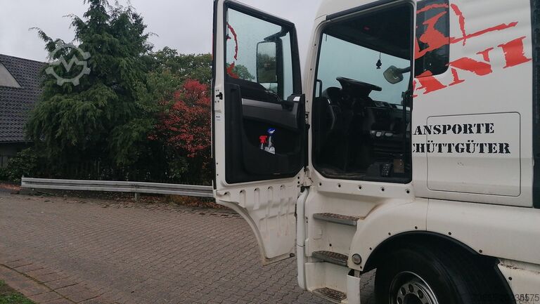 Tracteur MAN TGX 18.480 4x2 BLS WITH TIPPER HYDRAULIC AND GOOD TIRES