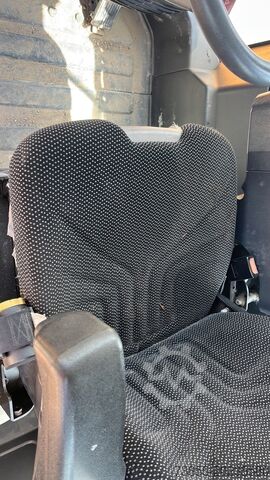 Chargeuse sur pneus Hyundai HL975A CVT