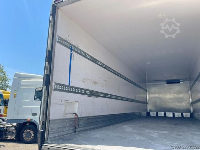 Vežimas šaldytuve ir (arba) šaldytuve Iveco Stralis 270 CNG! 294094 km!!  9.05 m long body!...