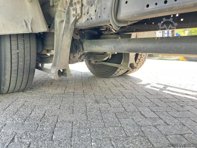 Chladírenská/mrazírenská přeprava Iveco Stralis 270 CNG! 294094 km!!  9.05 m long body!...