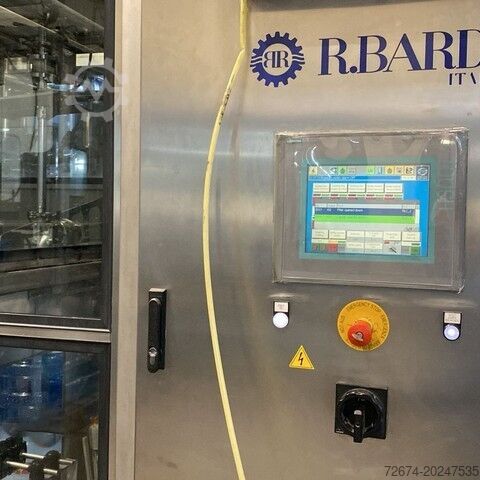 Maskin for produksjon av drikkevarer Bottling R.BARDI BOTTLING GALLONS BOTTLING LINE COMPLETE PET