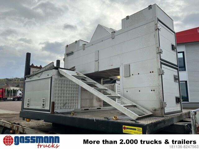 Kamion me platformë Pritschenaufbau mit Staukästen