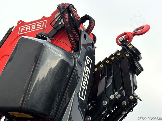 Cần cẩu gắn trên xe tải MAN TGX 26.540 6x2-4 LL Containerpritsche/Fassi 545