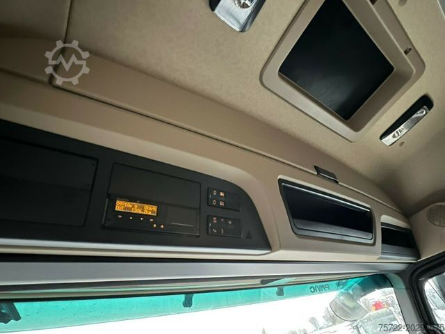 트럭 장착형 크레인 MERCEDES-BENZ ACTROS 2548/CONTAINERPRITSCHE/KRAN FASSI F545