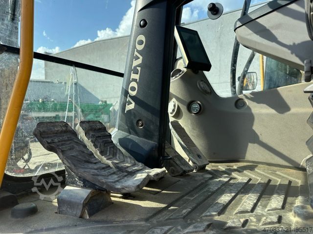 Mobilbagger VOLVO EW 180 E