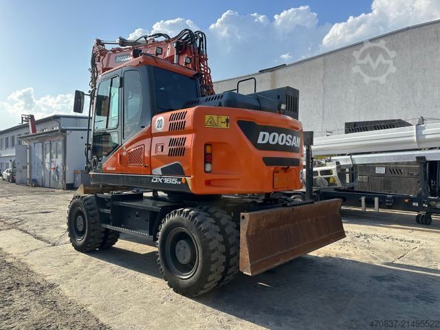 Mobilbagger DOOSAN DX 165W-5 / Rototilt **Löffelpaket**