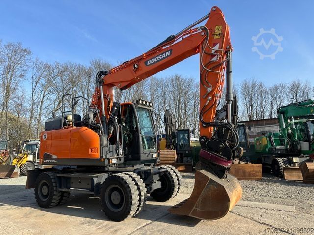 Mobilbagger DOOSAN DX 165W-5 / Rototilt **Löffelpaket**