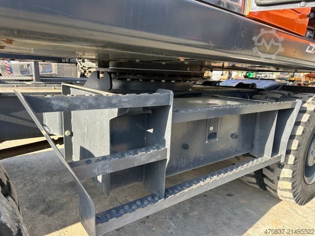 Mobilbagger DOOSAN DX 165W-5 / Rototilt **Löffelpaket**
