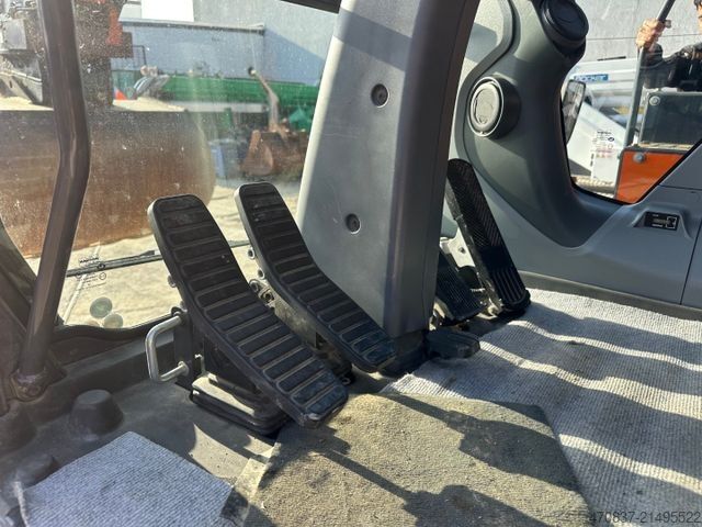 Mobilbagger DOOSAN DX 165W-5 / Rototilt **Löffelpaket**