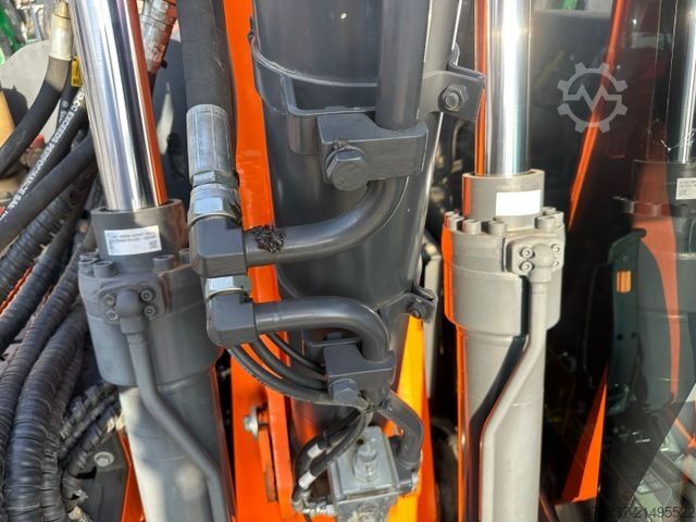 Mobilbagger DOOSAN DX 165W-5 / Rototilt **Löffelpaket**