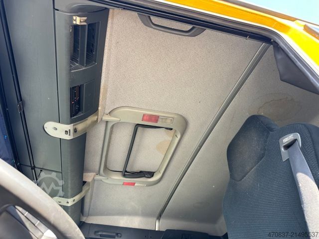 Camião porta-carros MAN TGX 26.360 / BaumaschinenTransport / 9 to Rampen