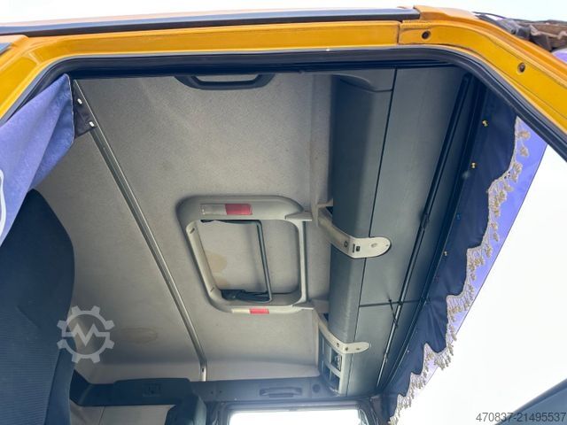 Camião porta-carros MAN TGX 26.360 / BaumaschinenTransport / 9 to Rampen