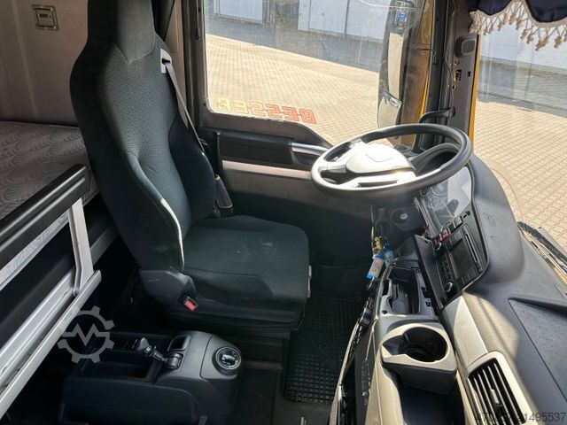 Camião porta-carros MAN TGX 26.360 / BaumaschinenTransport / 9 to Rampen