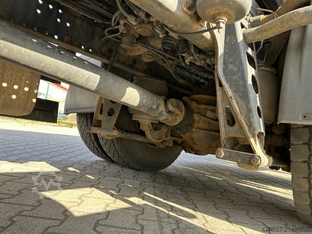 Camião porta-carros MAN TGX 26.360 / BaumaschinenTransport / 9 to Rampen