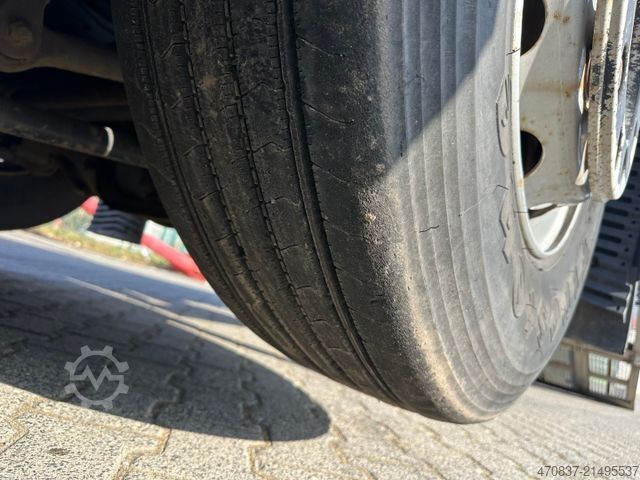 Camião porta-carros MAN TGX 26.360 / BaumaschinenTransport / 9 to Rampen