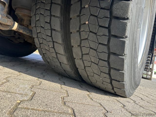 Camião porta-carros MAN TGX 26.360 / BaumaschinenTransport / 9 to Rampen