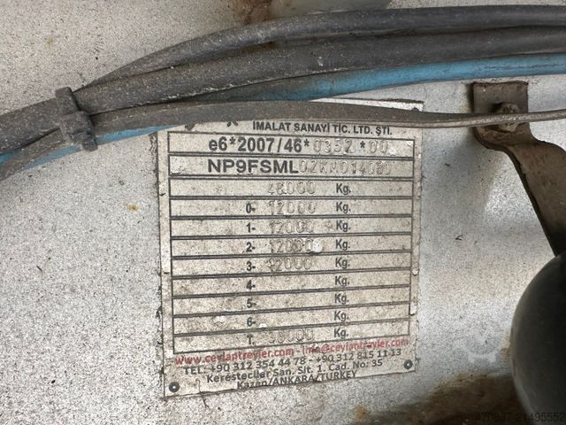 Polpriklopnik z nizko nakladalno ploščadjo  Ceylan Treyler / hydr. Rampen / GG 48.000 kg