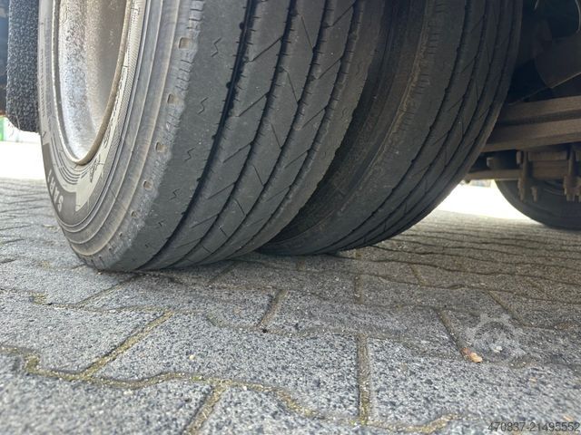 Polpriklopnik z nizko nakladalno ploščadjo  Ceylan Treyler / hydr. Rampen / GG 48.000 kg