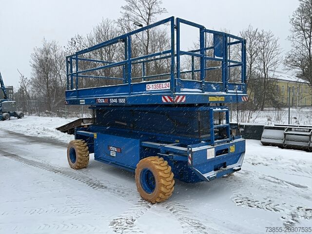 Mesa elevadora de tijera Holland-Lift Q 135 El 24 (15m)