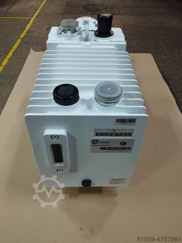 Rotary vane vacuum pump ADIXEN ALCATEL 2063